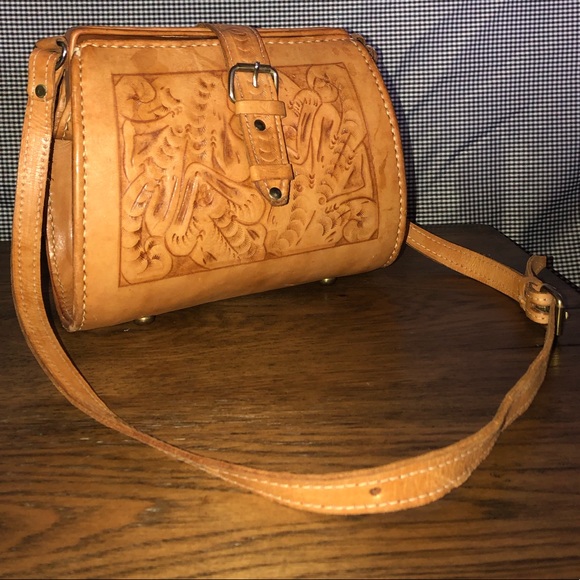 Handbags - Genuine Tan Leather Purse